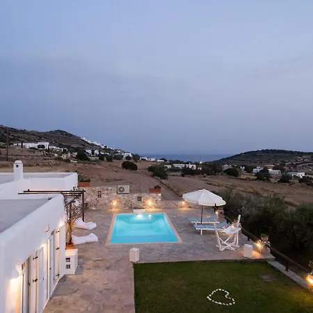 Christina Villa Agkeria