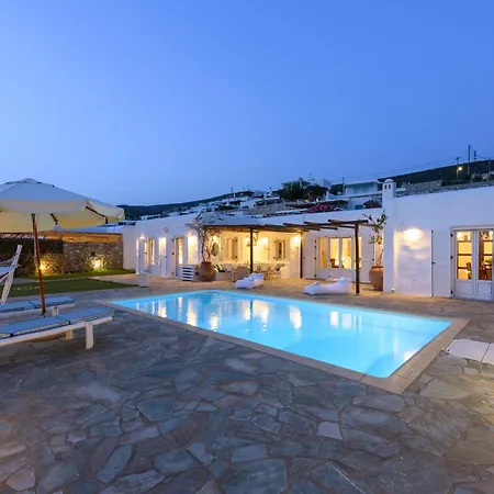 Christina Villa Agkeria